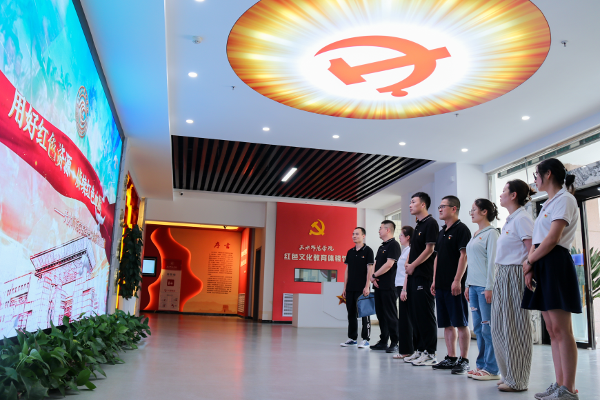 IMG_4999.jpg IMG_4999.jpg