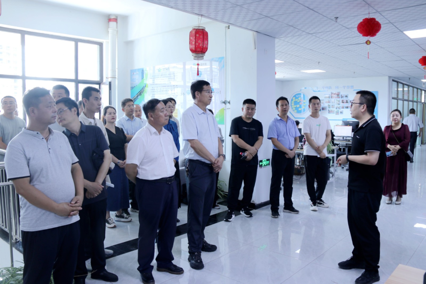 天水市委統(tǒng)戰(zhàn)部一行深入睿陽科技調(diào)研新階層實(shí)踐創(chuàng)新基地建設(shè)